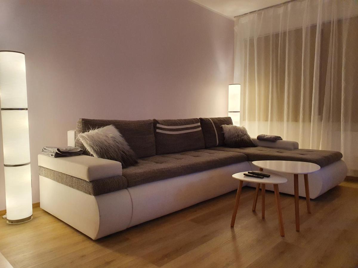 Over The River Apartment Tartu Bagian luar foto