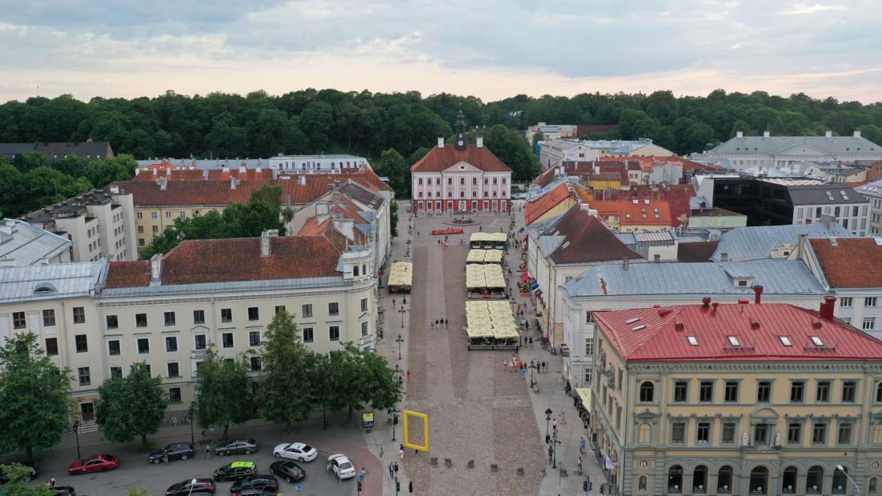 Over The River Apartment Tartu Bagian luar foto